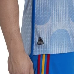 Adidas FEF SPANIEN Trikot Away Authentic Herren WM 2022 -Bester Sporttrikot Geschäft HE2024 9 APPAREL On Model Detail View 2 white